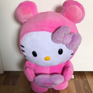 hello kitty greeter